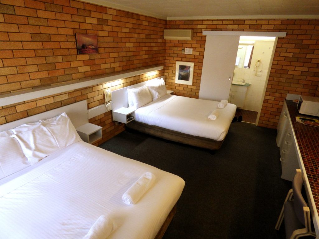 Queen & Double bed room configuration